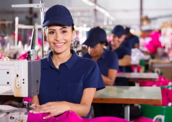 Tekstil Üreticisi Firmaların Üretim Süreçleri ve Kalite Kontrolü